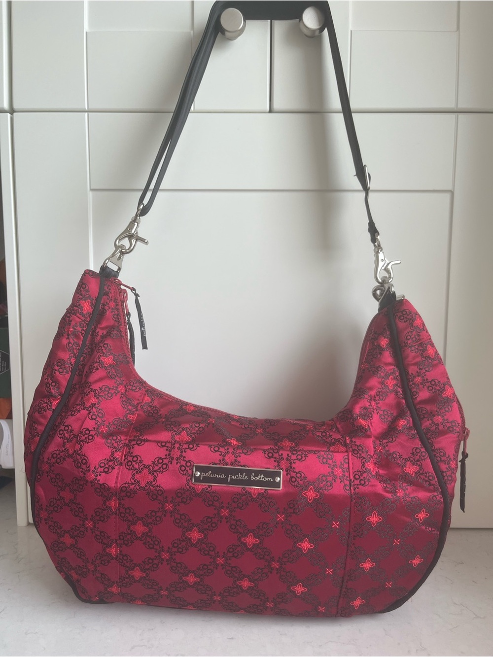 NWOT Petunia Pickle Bottom Touring Tote Diaper Bag KIMONO ROLL Red Black